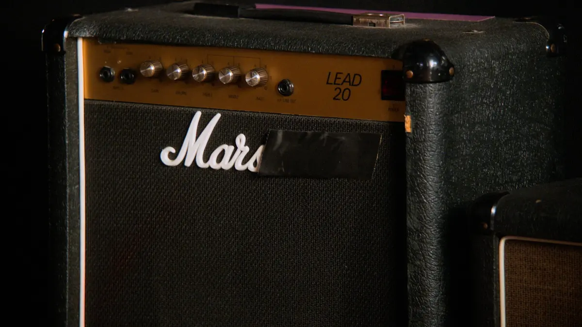 Tom's Guitars and Amps